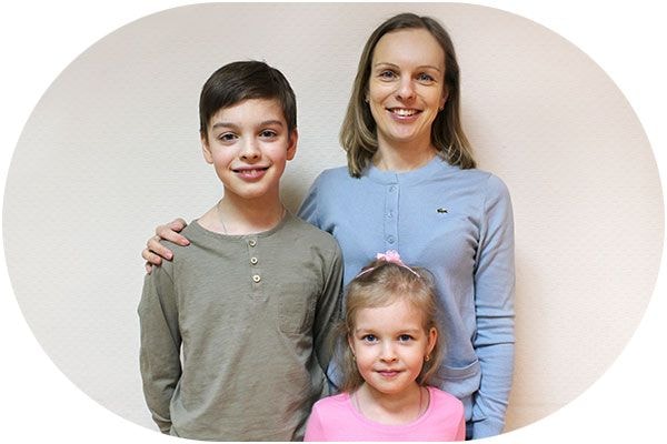 Анна, мама Андрея и Марии